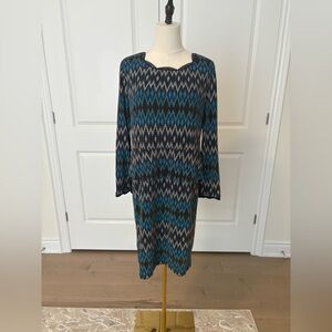 Elegant Blue and Black Patterned Dress